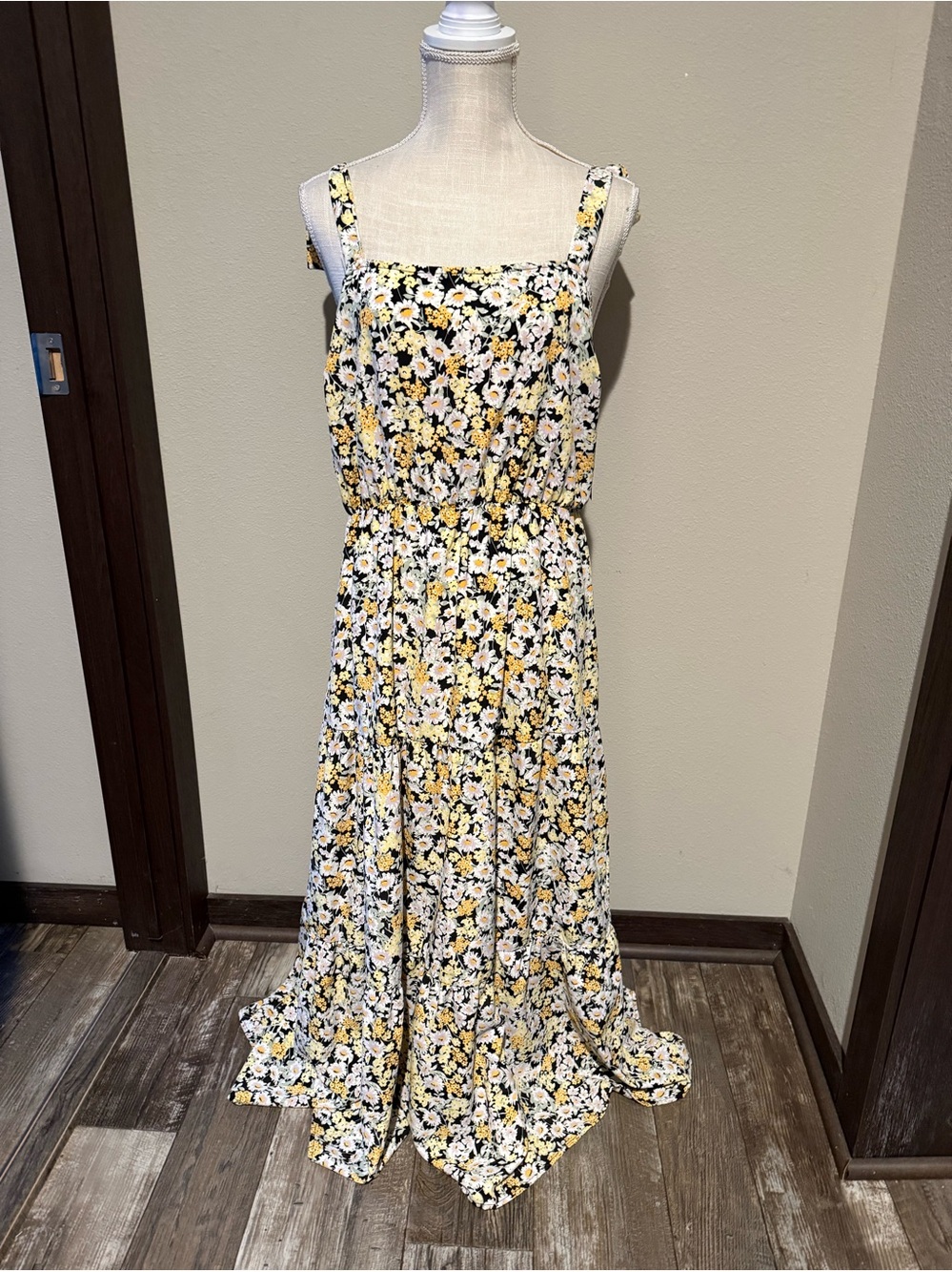 Social Standard by Sanctuary NWT Tiered Floral Maxi Sundress Size XL